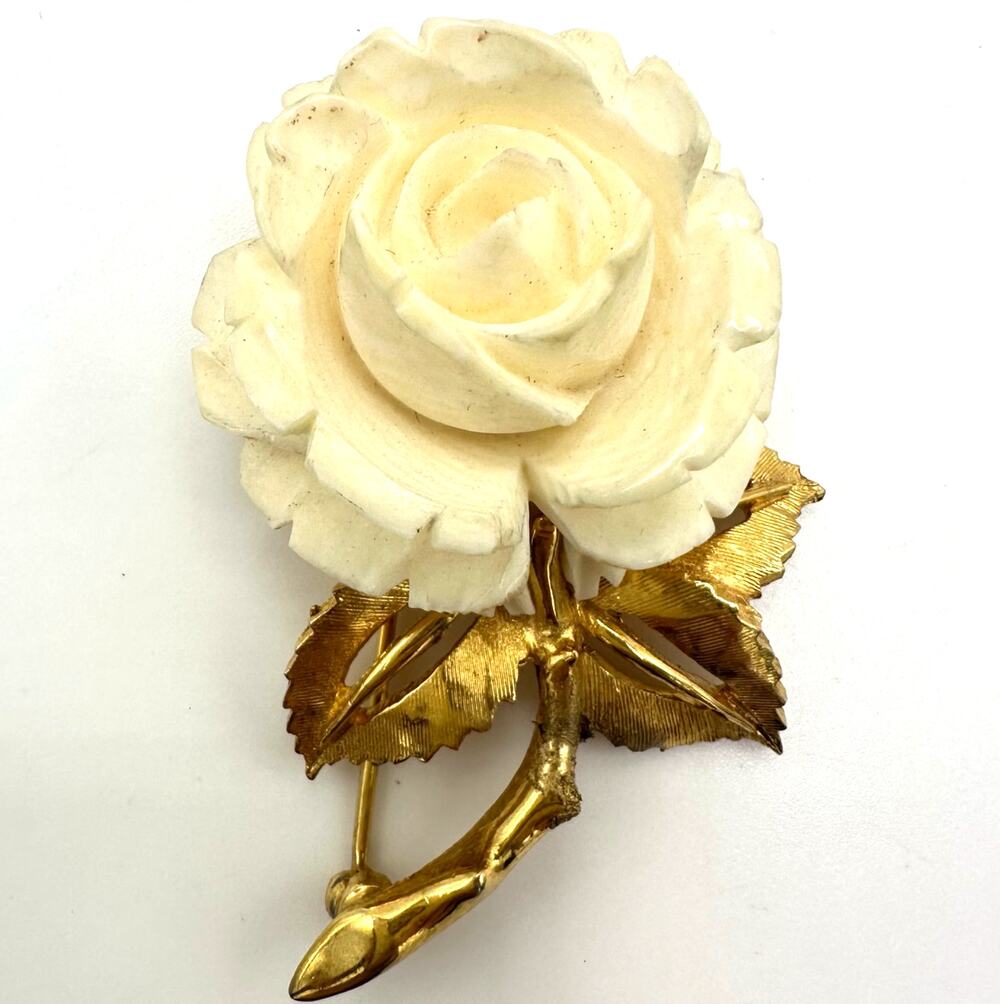 D'orlan vintage gold tone cream carved celluloid 3D rose flower floral brooch